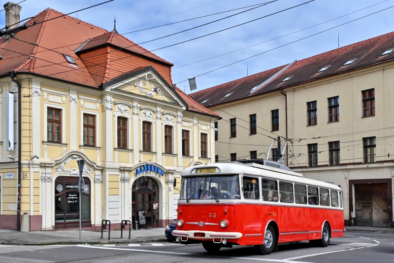 Klikněte pro zobrazení původního (velkého) obrázku